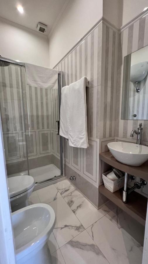 Calabritto Suite Napoli Ngoại thất bức ảnh