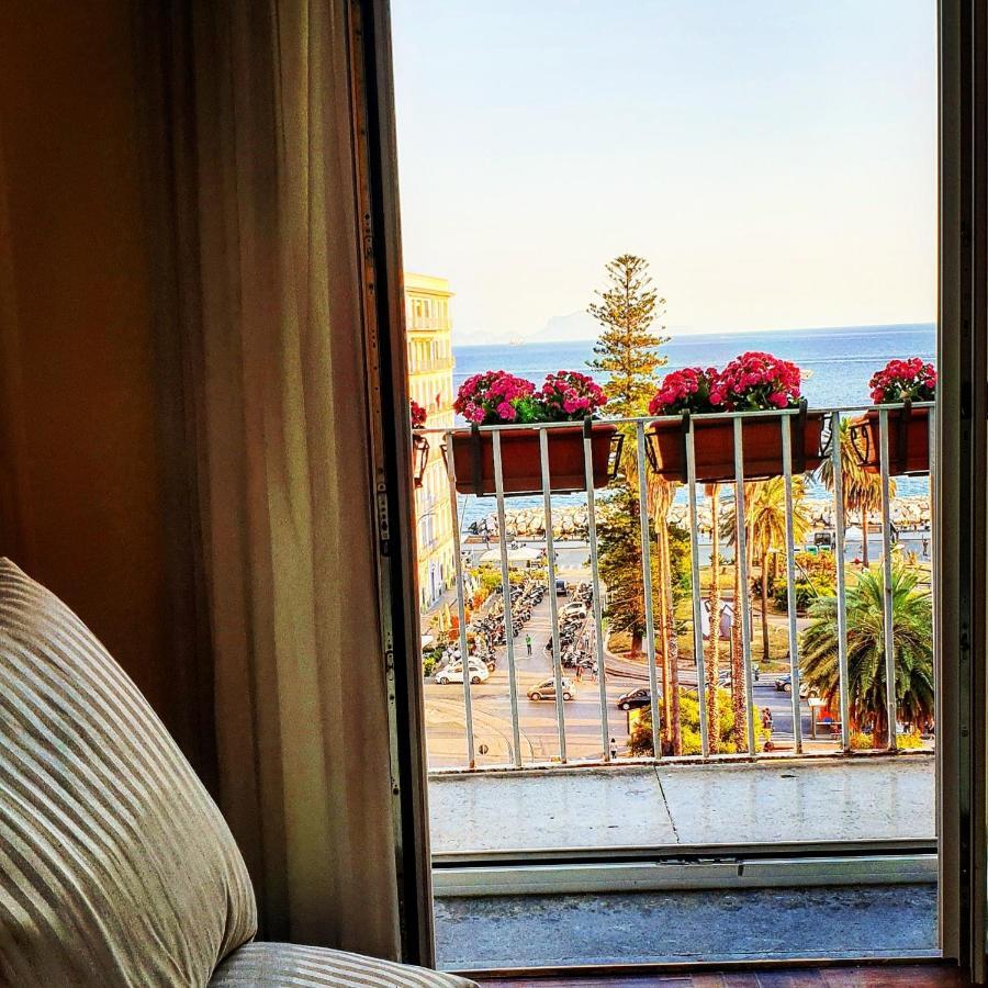 Calabritto Suite Napoli Ngoại thất bức ảnh