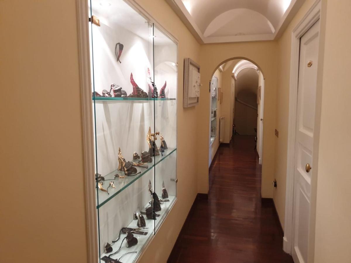 Calabritto Suite Napoli Ngoại thất bức ảnh